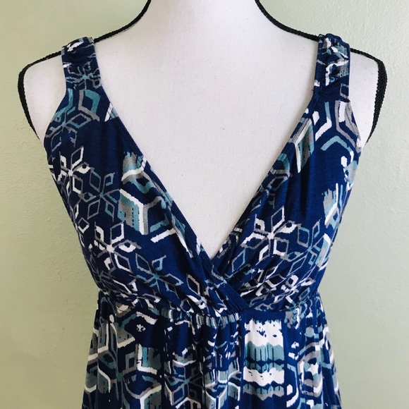CAbi Batik Blue geometric Turnic TNk Top Size S - Picture 2 of 6
